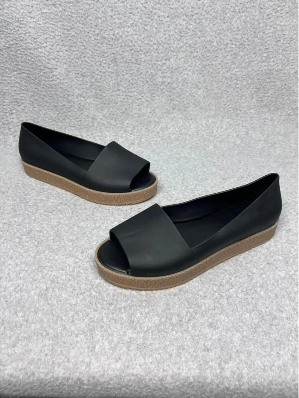 Melissa Black Platform Peep Toe Slip On Flats Eco Friendly Scented 8 US/39 EUR